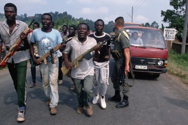 Rwanda : Un militaire français témoigne du réarmement des génocidaires par la France