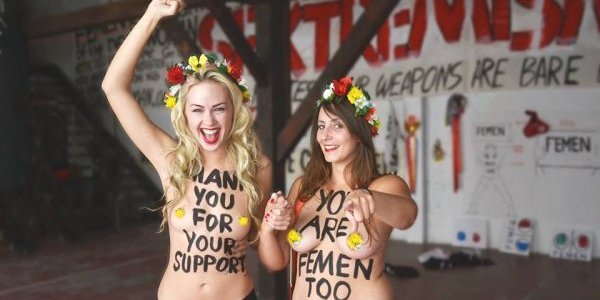 Image:FEMEN Party au LMP - 20/09/2013